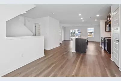 921 Briar Glen Court, Hampshire, IL 60140 - Photo 5