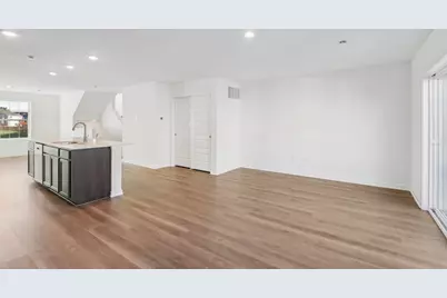 921 Briar Glen Court, Hampshire, IL 60140 - Photo 9