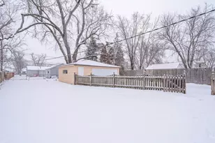 4005 N Park St, Westmont, IL 60559 - Photo 11