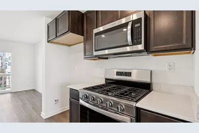 917 Briar Glen Court, Hampshire, IL 60140 - Photo 7