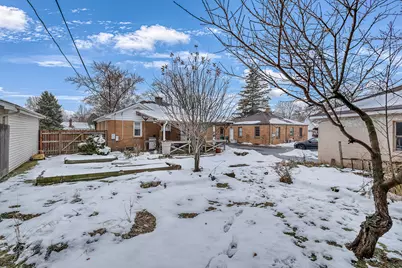 818 E 11th Street, Lockport, IL 60441 - Photo 13