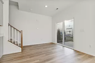 306 Kingsport Dr, South Elgin, IL 60177 - Photo 5