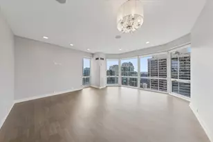 100 E Huron St, Chicago, IL 60611 - Photo 17