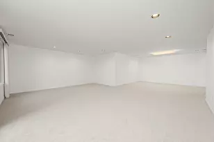 1125 Lake Cook Rd, Northbrook, IL 60062 - Photo 9