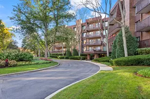 1125 Lake Cook Rd, Northbrook, IL 60062 - Photo 1