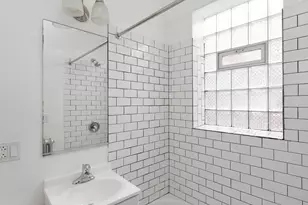 4241 N Kenmore Ave, Chicago, IL 60613 - Photo 13