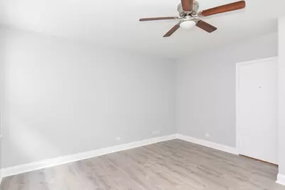 4241 N Kenmore Avenue #303, Chicago, IL 60613 - Photo 11