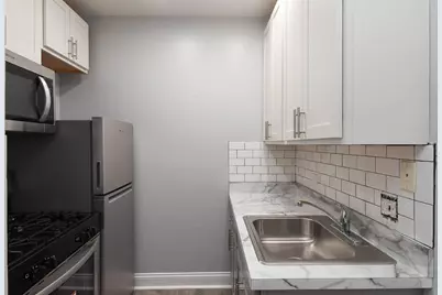 4241 N Kenmore Avenue #303, Chicago, IL 60613 - Photo 3