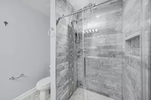 1901 S Calumet Ave, Chicago, IL 60616 - Photo 13