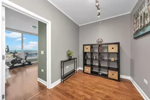 1901 S Calumet Ave, Chicago, IL 60616 - Photo 7