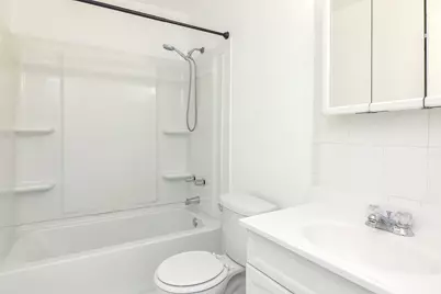 16B Kingery Quarter #208, Willowbrook, IL 60527 - Photo 9