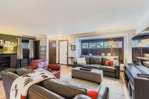 10030 S Washtenaw Ave., Chicago, IL 60655 - Photo 5