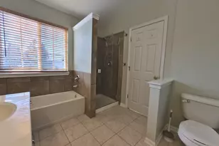 [Address not provided], Aurora, IL 60502 - Photo 25