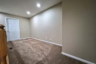 [Address not provided], Aurora, IL 60502 - Photo 31