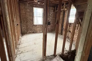 8325 S Cregier Ave, Chicago, IL 60617 - Photo 3