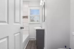 503 Vincent Ave, Rockford, IL 61102 - Photo 9