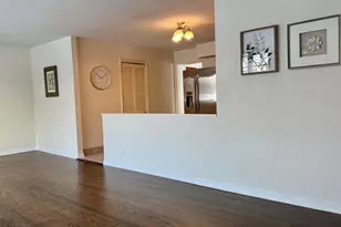 3051 S Scott St, Des Plaines, IL 60018 - Photo 7