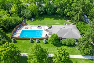 25 Hidden View Dr, Westmont, IL 60559 - Photo 1