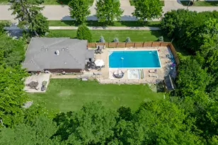 25 Hidden View Dr, Westmont, IL 60559 - Photo 11