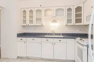 709 79th St, Darien, IL 60561 - Photo 3