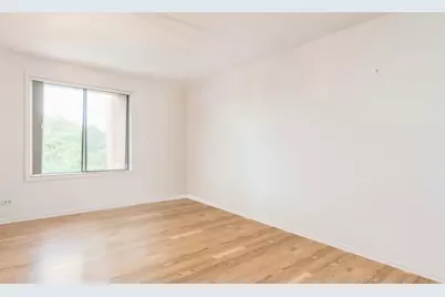 709 79th Street #401, Darien, IL 60561 - Photo 9