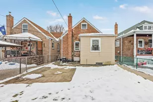 3922 W 59th Pl, Chicago, IL 60629 - Photo 25