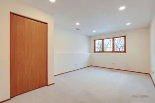 4481 Country Trail, Gurnee, IL 60031 - Photo 31