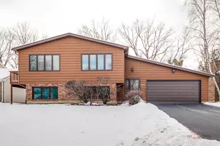 4481 Country Trail, Gurnee, IL 60031 - Photo 1