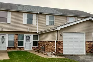 2611 E Martha Pl, Burnham, IL 60633 - Photo 1