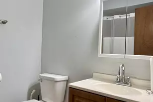 2611 E Martha Pl, Burnham, IL 60633 - Photo 17