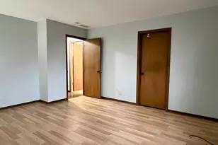 2611 E Martha Pl, Burnham, IL 60633 - Photo 13