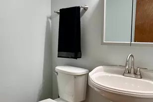 2611 E Martha Pl, Burnham, IL 60633 - Photo 19