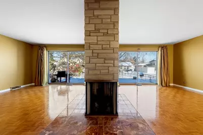 1033 W Ohio Street, Glenwood, IL 60425 - Photo 5