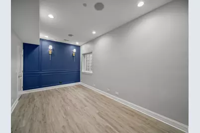 6732 N East Prairie Road, Lincolnwood, IL 60712 - Photo 51