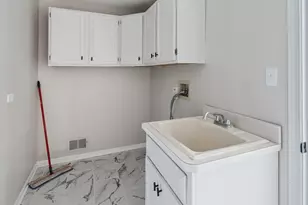 5017 Harbor Ln, Richton Park, IL 60471 - Photo 21