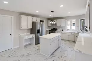 5017 Harbor Ln, Richton Park, IL 60471 - Photo 5