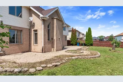 5017 Harbor Lane, Richton Park, IL 60471 - Photo 25