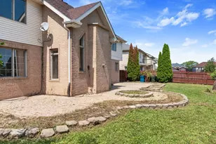 5017 Harbor Ln, Richton Park, IL 60471 - Photo 25