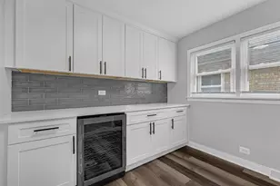 6037 S Mason Ave, Chicago, IL 60638 - Photo 17