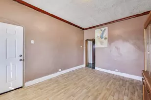 8533 S Manistee Ave, Chicago, IL 60617 - Photo 3