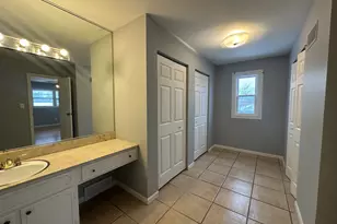 1421 Heather Dr, Aurora, IL 60506 - Photo 11