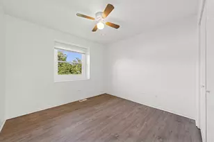 1424 Phoenix Ln, Joliet, IL 60431 - Photo 21