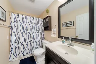 9026 Heathwood Circle, Niles, IL 60714 - Photo 17