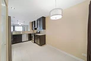 9026 Heathwood Circle, Niles, IL 60714 - Photo 11