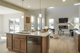 644 Houtz Cir, Elburn, IL 60119 - Photo 23