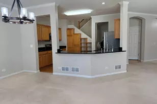 2305 Sandy Creek Dr, Algonquin, IL 60102 - Photo 9