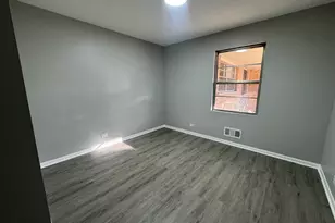 5651 W 97th St, Oak Lawn, IL 60453 - Photo 5