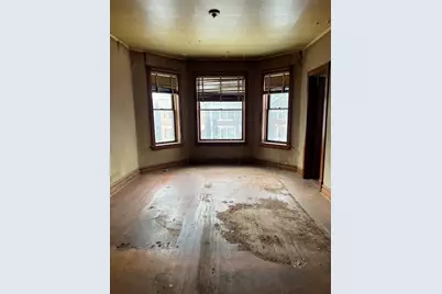 2309 N Springfield Avenue, Chicago, IL 60647 - Photo 5