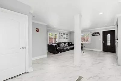 6315 W 83rd Place, Burbank, IL 60459 - Photo 9