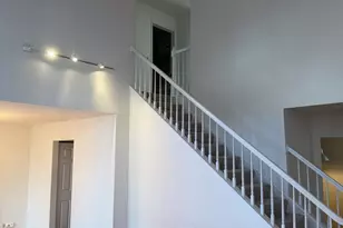 114 Woodbury Ln, Lake Bluff, IL 60044 - Photo 7